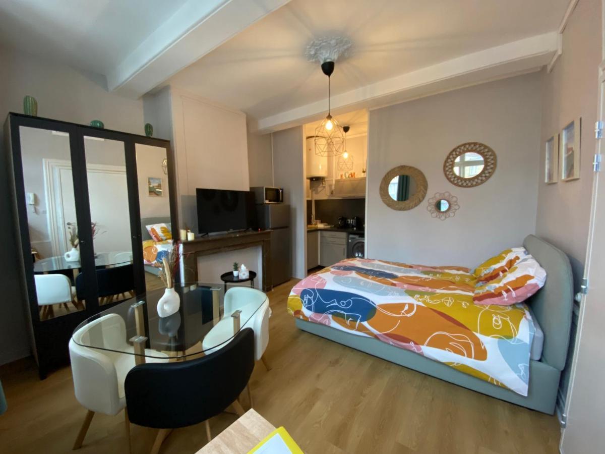 Studio En Plein Coeur De Ville 圣奥梅尔 外观 照片