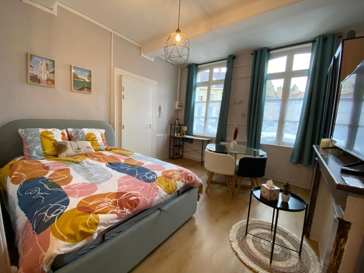 Studio En Plein Coeur De Ville 圣奥梅尔 外观 照片